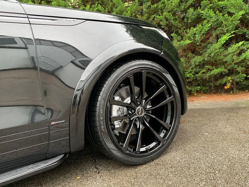 AVR-XS Gloss Black 22" X 10.5J ET42 (Only for AVR Wide-Body Application)