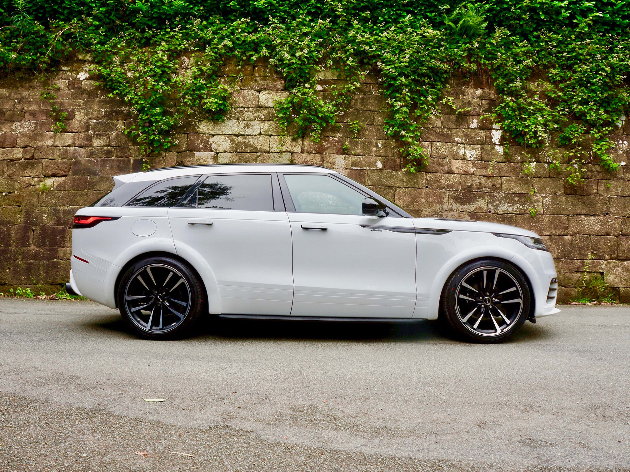 AVR Range Rover Velar Suspension Lowering Spring Set 35mm SUPPLIED