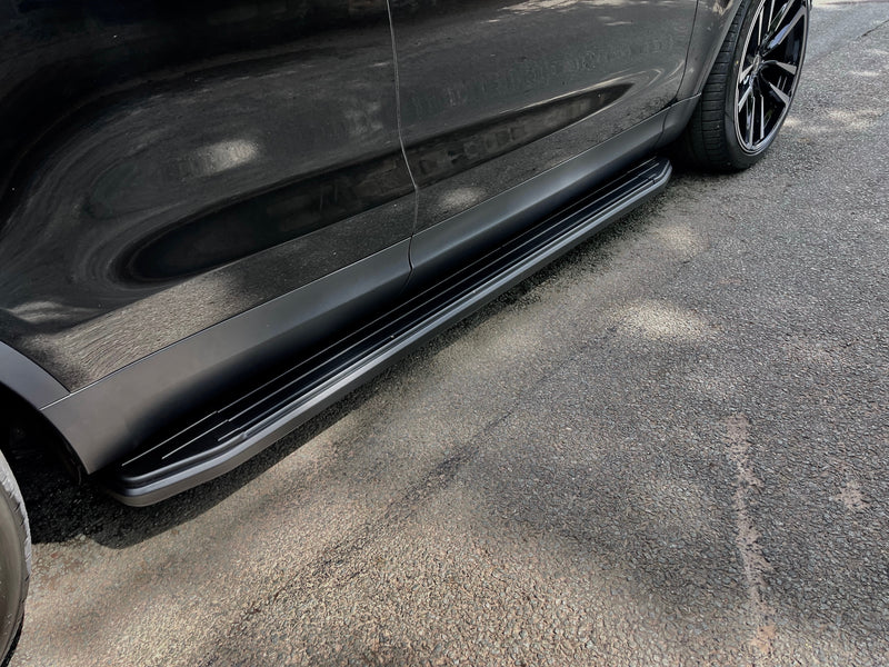 Land Rover Discovery 5  - Fixed SideSteps – 2017 – 2023